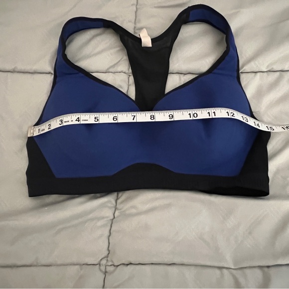 Blue Under Armour Sport Bra Size 36C - Picture 5 of 5